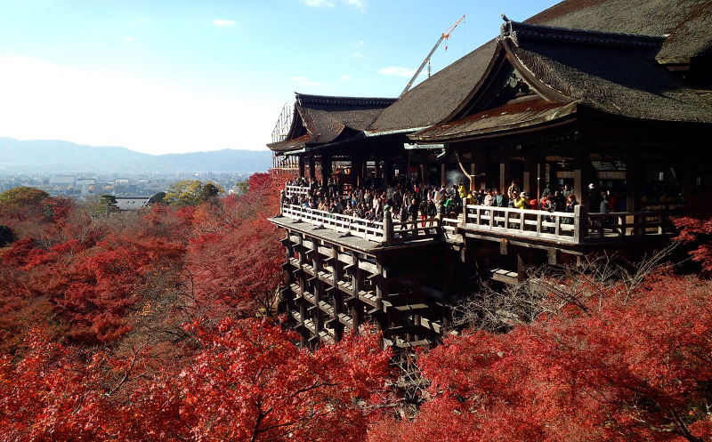 kiyomizudera_autumn Kiyomizudera Kyoto autumn The Real Japan Rob Dyer